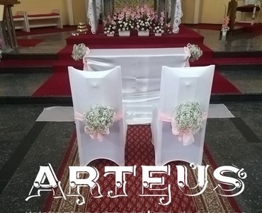 Dekoracja kościoła gipsówką na ślub - Dzierżoniów