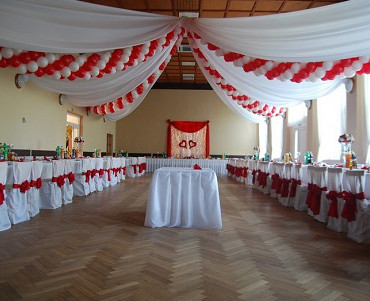 Dekoracja sali w kolorze czerwonym - Grodziszcze koło Świdnicy